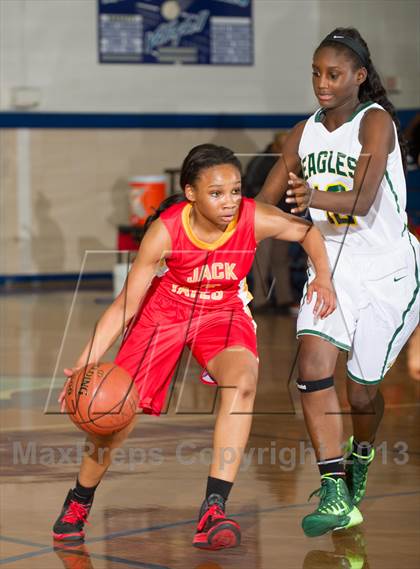 Thumbnail 1 in Yates vs. Cypress Falls (McDonald's Texas Invitational) photogallery.