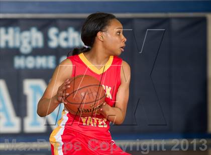 Thumbnail 2 in Yates vs. Cypress Falls (McDonald's Texas Invitational) photogallery.