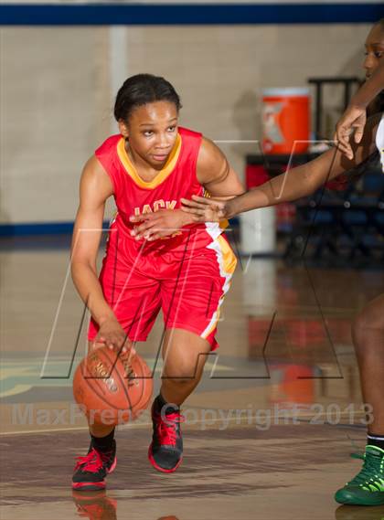 Thumbnail 3 in Yates vs. Cypress Falls (McDonald's Texas Invitational) photogallery.