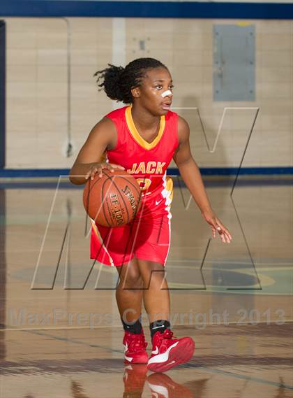 Thumbnail 1 in Yates vs. Cypress Falls (McDonald's Texas Invitational) photogallery.