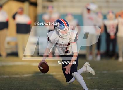Thumbnail 2 in Legend @ Pomona CHSAA 5A Round 1 photogallery.
