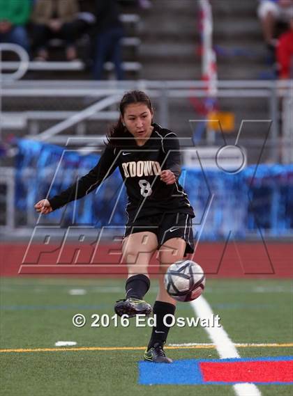 Thumbnail 2 in Las Lomas vs. Bishop O'Dowd (CIF NCS D2 Final) photogallery.