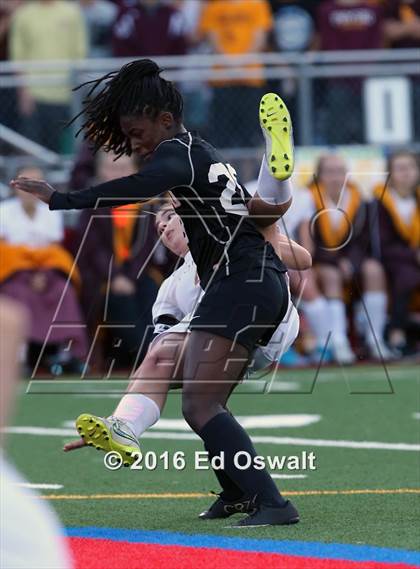 Thumbnail 1 in Las Lomas vs. Bishop O'Dowd (CIF NCS D2 Final) photogallery.