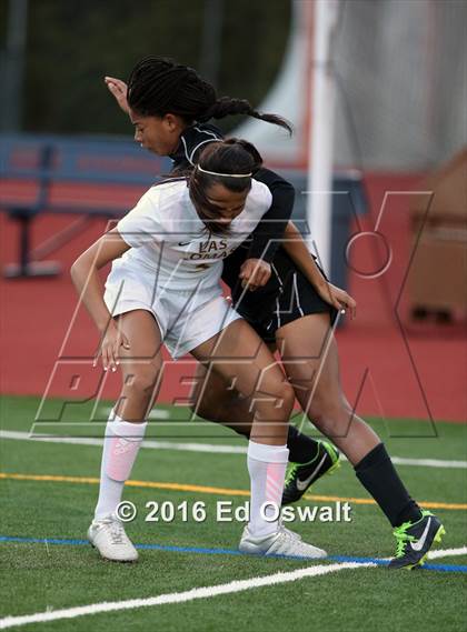 Thumbnail 1 in Las Lomas vs. Bishop O'Dowd (CIF NCS D2 Final) photogallery.