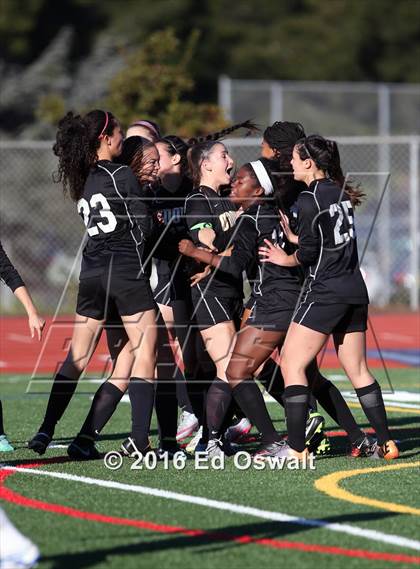 Thumbnail 1 in Las Lomas vs. Bishop O'Dowd (CIF NCS D2 Final) photogallery.