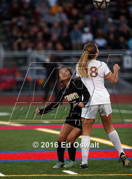 Thumbnail 1 in Las Lomas vs. Bishop O'Dowd (CIF NCS D2 Final) photogallery.