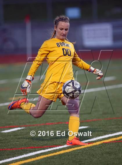 Thumbnail 2 in Las Lomas vs. Bishop O'Dowd (CIF NCS D2 Final) photogallery.