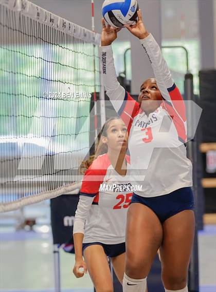 Thumbnail 1 in Trinity Christian vs Sandy Creek (You Got Served) photogallery.