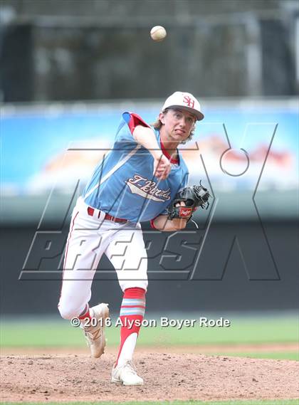 Thumbnail 1 in Seaman vs. Shawnee Heights photogallery.