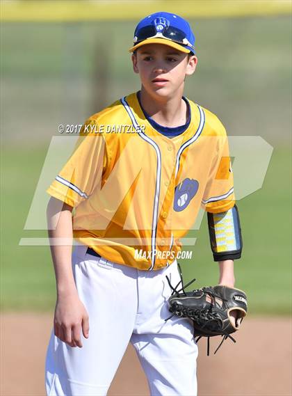Thumbnail 2 in Sam Rayburn vs Bland (Blue Ridge Tournament) photogallery.