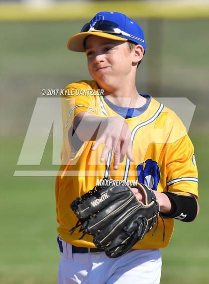 Thumbnail 2 in Sam Rayburn vs Bland (Blue Ridge Tournament) photogallery.