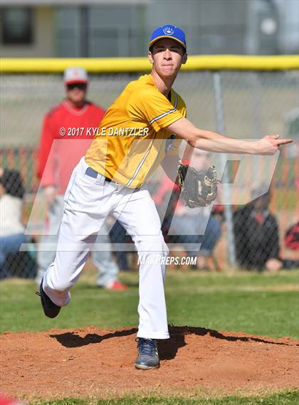Thumbnail 3 in Sam Rayburn vs Bland (Blue Ridge Tournament) photogallery.