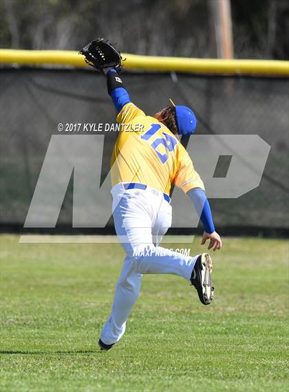 Thumbnail 2 in Sam Rayburn vs Bland (Blue Ridge Tournament) photogallery.