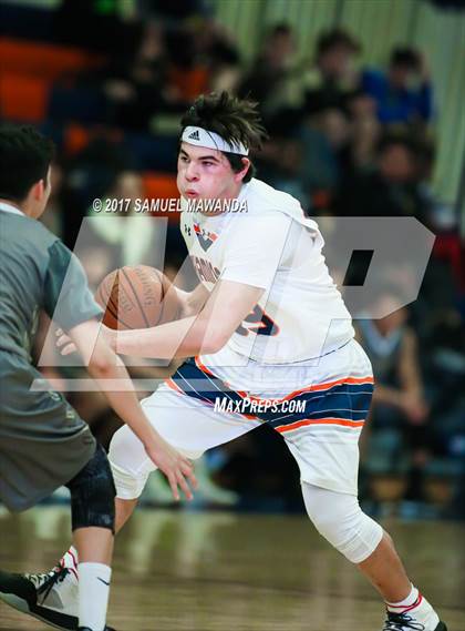 Thumbnail 2 in Chaminade vs  St. Francis photogallery.