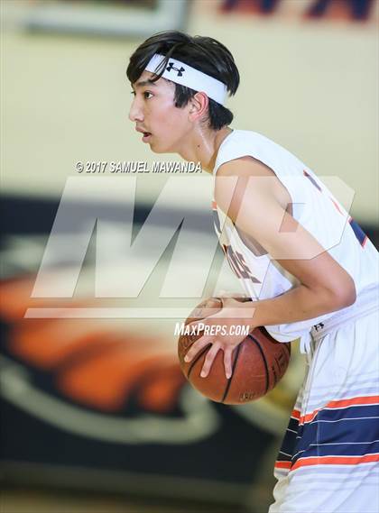 Thumbnail 1 in Chaminade vs  St. Francis photogallery.