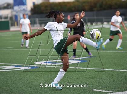Thumbnail 3 in Holmes vs Wagner (Farris Stadium) photogallery.