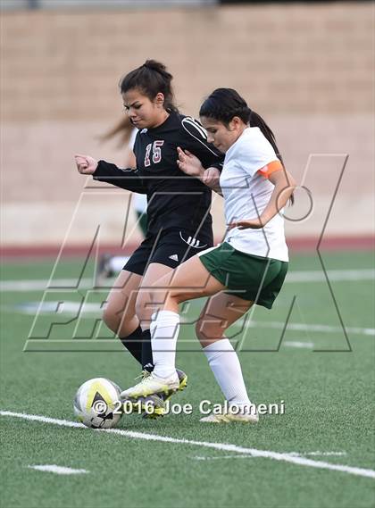 Thumbnail 2 in Holmes vs Wagner (Farris Stadium) photogallery.