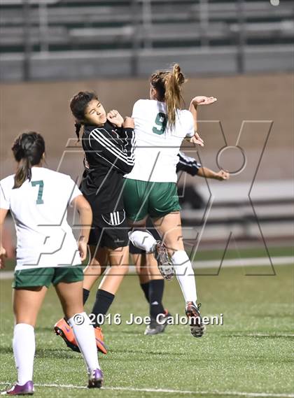 Thumbnail 2 in Holmes vs Wagner (Farris Stadium) photogallery.