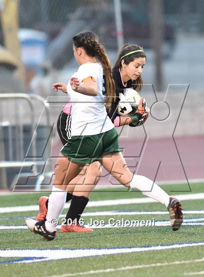 Thumbnail 2 in Holmes vs Wagner (Farris Stadium) photogallery.