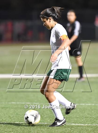 Thumbnail 2 in Holmes vs Wagner (Farris Stadium) photogallery.
