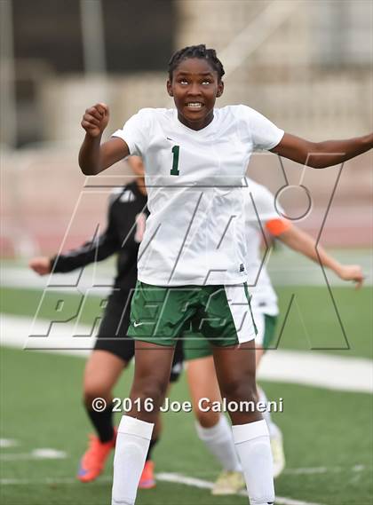 Thumbnail 2 in Holmes vs Wagner (Farris Stadium) photogallery.