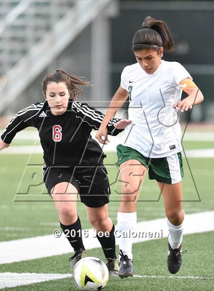 Thumbnail 3 in Holmes vs Wagner (Farris Stadium) photogallery.