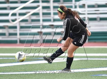 Thumbnail 2 in Holmes vs Wagner (Farris Stadium) photogallery.