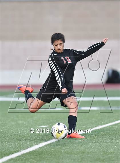 Thumbnail 1 in Holmes vs Wagner (Farris Stadium) photogallery.