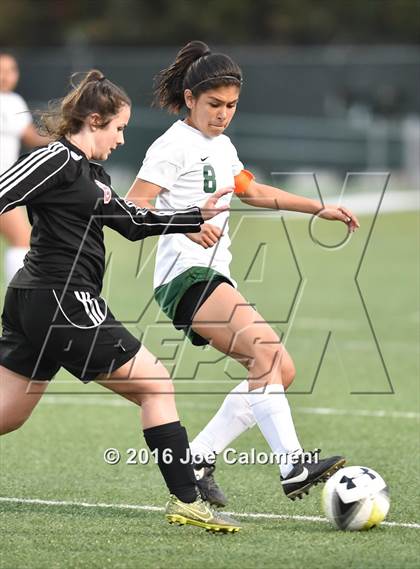 Thumbnail 2 in Holmes vs Wagner (Farris Stadium) photogallery.