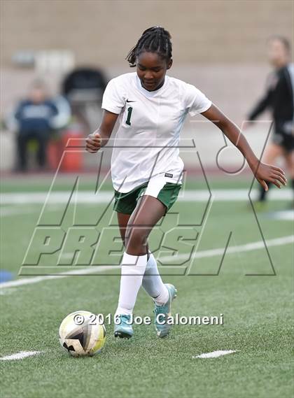 Thumbnail 1 in Holmes vs Wagner (Farris Stadium) photogallery.