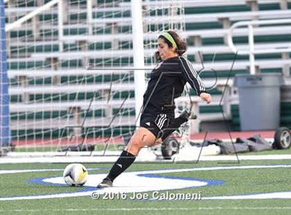 Thumbnail 2 in Holmes vs Wagner (Farris Stadium) photogallery.