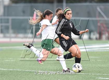 Thumbnail 1 in Holmes vs Wagner (Farris Stadium) photogallery.