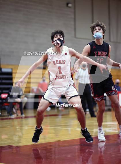 Thumbnail 1 in Loveland @ Regis Jesuit (CHSAA Class 5A Round 1) photogallery.