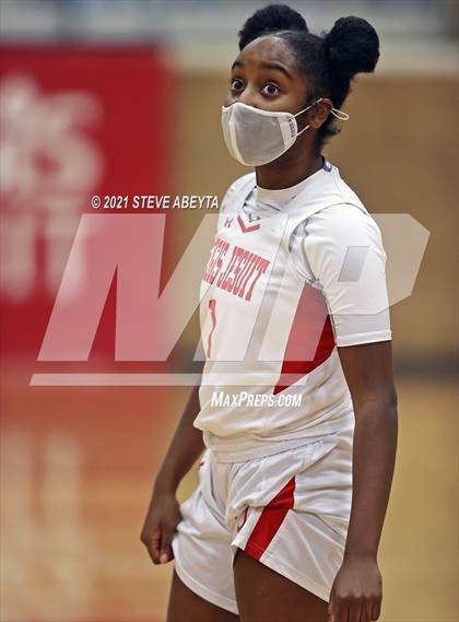 Thumbnail 2 in Grandview @ Regis Jesuit (CHSAA 5A Final Four) photogallery.