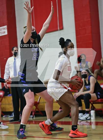 Thumbnail 2 in Grandview @ Regis Jesuit (CHSAA 5A Final Four) photogallery.