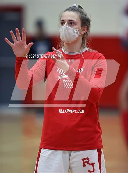 Thumbnail 2 in Grandview @ Regis Jesuit (CHSAA 5A Final Four) photogallery.