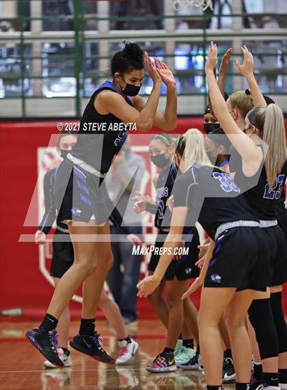 Thumbnail 2 in Grandview @ Regis Jesuit (CHSAA 5A Final Four) photogallery.