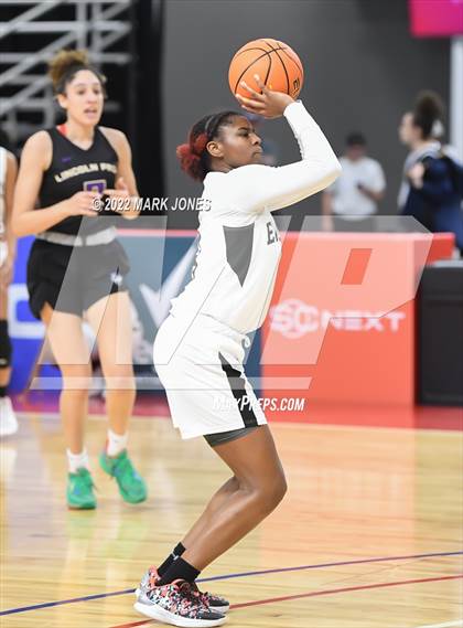 Thumbnail 3 in Example Academy Red vs. Lincoln Prep (Ontario, Canada) - (Nike Tournament of Champions) photogallery.