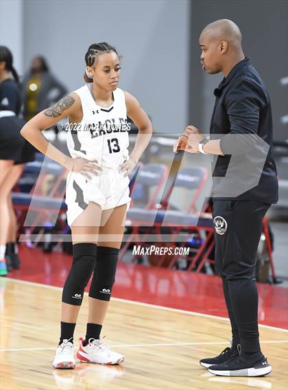 Thumbnail 3 in Example Academy Red vs. Lincoln Prep (Ontario, Canada) - (Nike Tournament of Champions) photogallery.