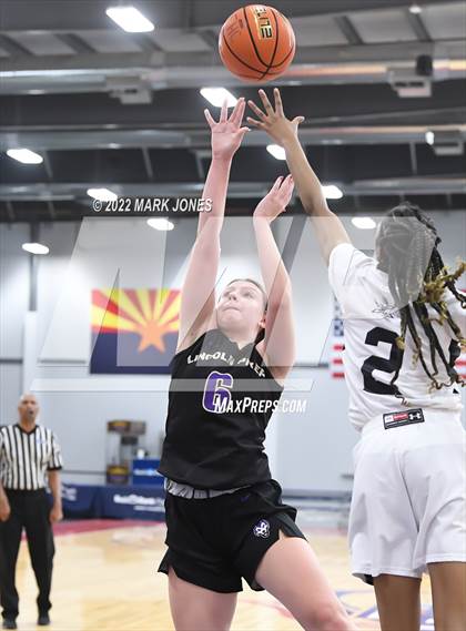 Thumbnail 2 in Example Academy Red vs. Lincoln Prep (Ontario, Canada) - (Nike Tournament of Champions) photogallery.