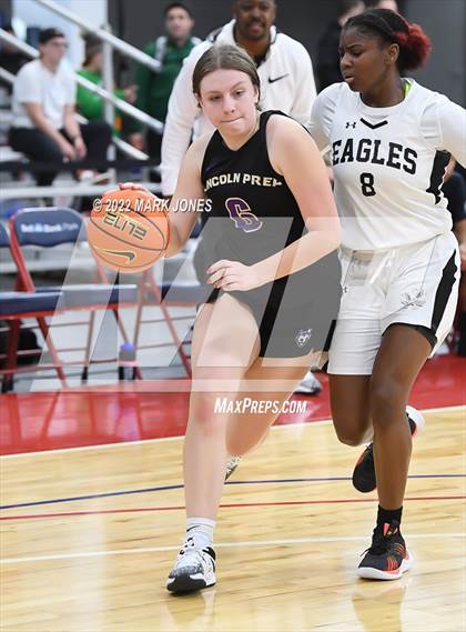Thumbnail 1 in Example Academy Red vs. Lincoln Prep (Ontario, Canada) - (Nike Tournament of Champions) photogallery.