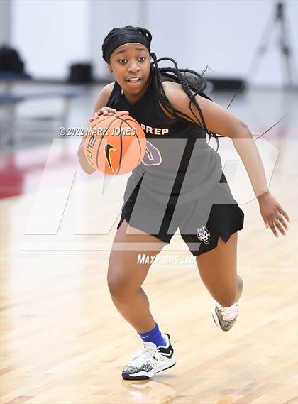 Thumbnail 3 in Example Academy Red vs. Lincoln Prep (Ontario, Canada) - (Nike Tournament of Champions) photogallery.