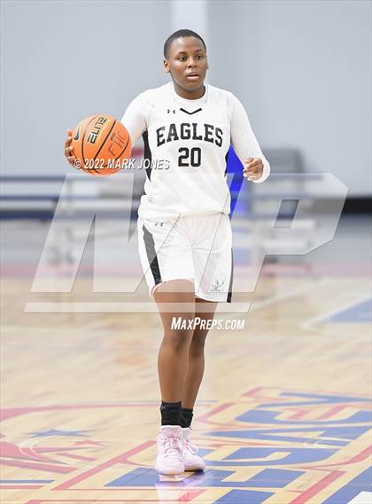 Thumbnail 2 in Example Academy Red vs. Lincoln Prep (Ontario, Canada) - (Nike Tournament of Champions) photogallery.