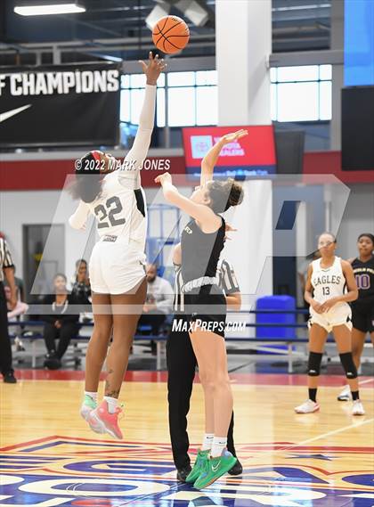 Thumbnail 3 in Example Academy Red vs. Lincoln Prep (Ontario, Canada) - (Nike Tournament of Champions) photogallery.