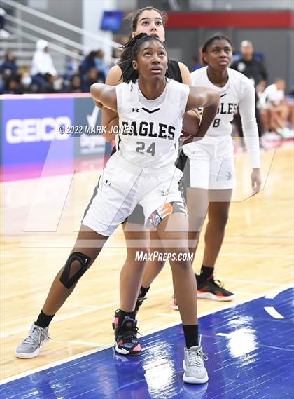 Thumbnail 1 in Example Academy Red vs. Lincoln Prep (Ontario, Canada) - (Nike Tournament of Champions) photogallery.