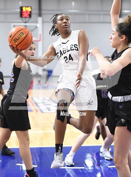 Thumbnail 3 in Example Academy Red vs. Lincoln Prep (Ontario, Canada) - (Nike Tournament of Champions) photogallery.