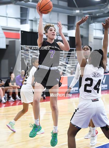 Thumbnail 3 in Example Academy Red vs. Lincoln Prep (Ontario, Canada) - (Nike Tournament of Champions) photogallery.