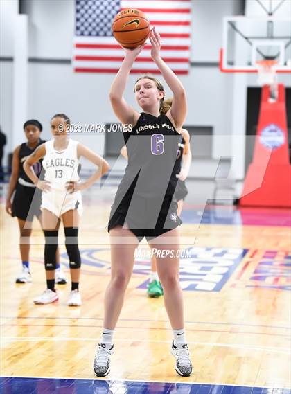 Thumbnail 2 in Example Academy Red vs. Lincoln Prep (Ontario, Canada) - (Nike Tournament of Champions) photogallery.