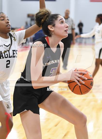 Thumbnail 2 in Example Academy Red vs. Lincoln Prep (Ontario, Canada) - (Nike Tournament of Champions) photogallery.