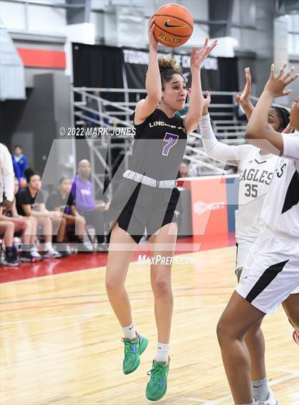 Thumbnail 1 in Example Academy Red vs. Lincoln Prep (Ontario, Canada) - (Nike Tournament of Champions) photogallery.